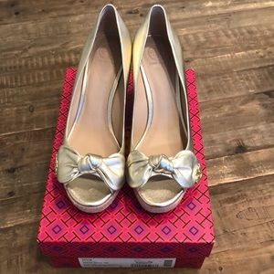 Tory Burch Metallic Gold Espadrille Wedge 85MM
